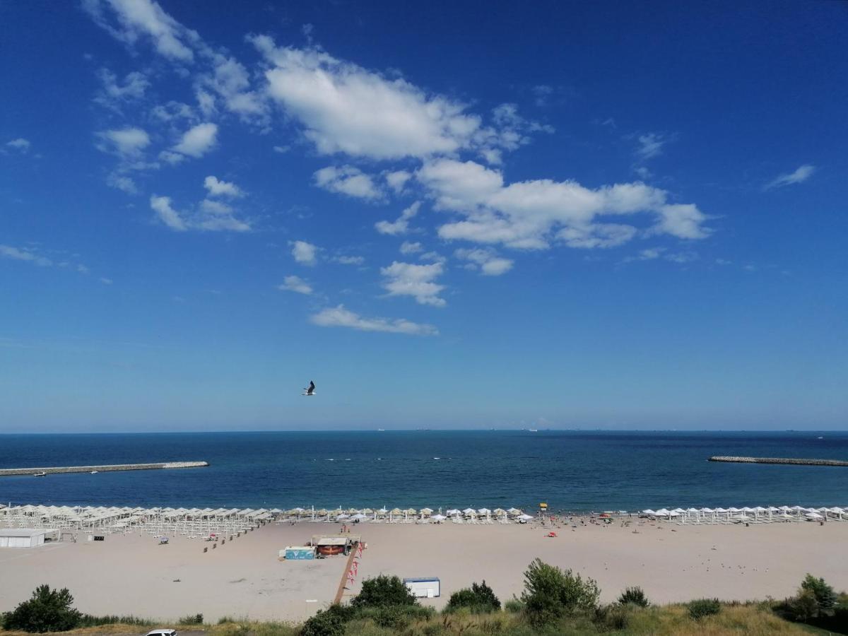 Sunrise Beachfront Relax Residence Констанца Екстер'єр фото