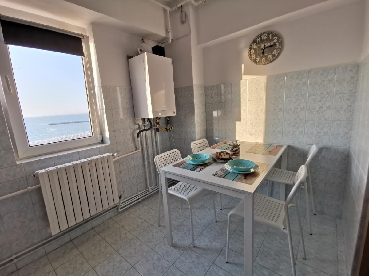Sunrise Beachfront Relax Residence Констанца Екстер'єр фото