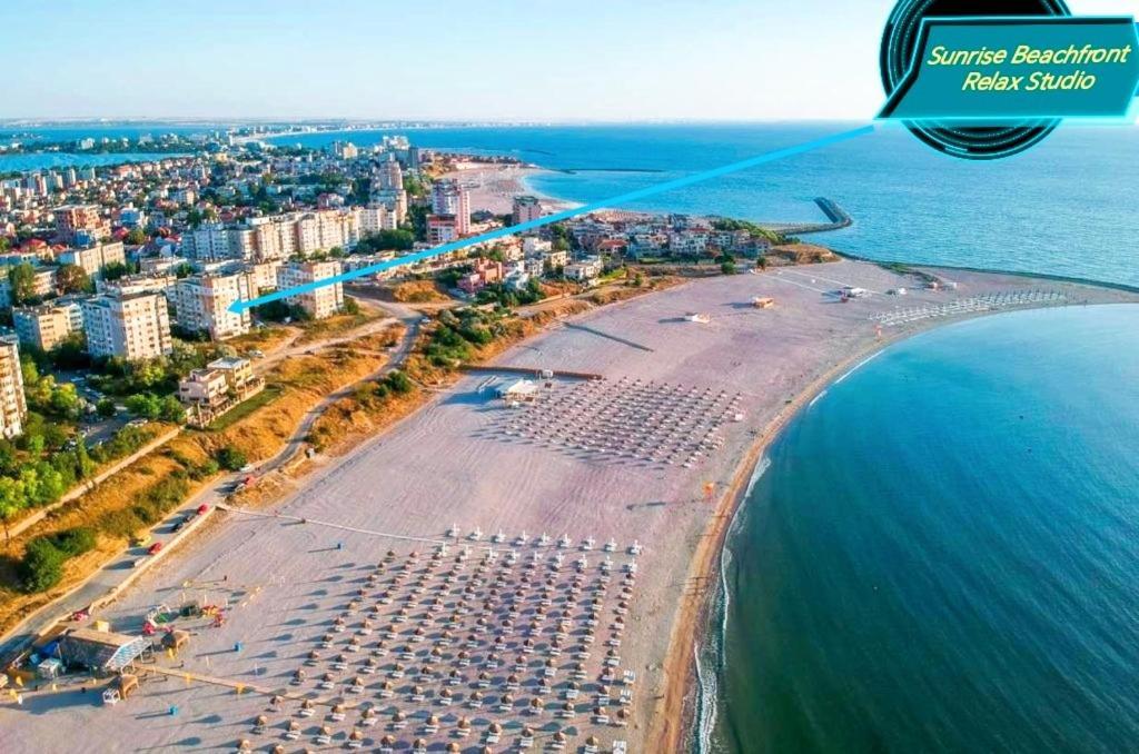 Sunrise Beachfront Relax Residence Констанца Екстер'єр фото